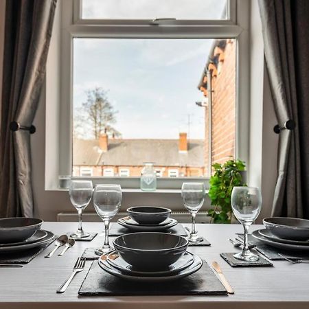 Hopetown Apartment-Modern 2 Bed With Free Parking Normanton  Esterno foto
